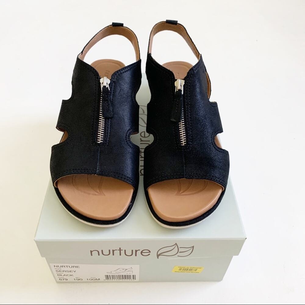 Nurture Wedge Sandal Sersey Black Leather Zipper Wedge Sandals Size 10 NIB - Picture 11 of 11